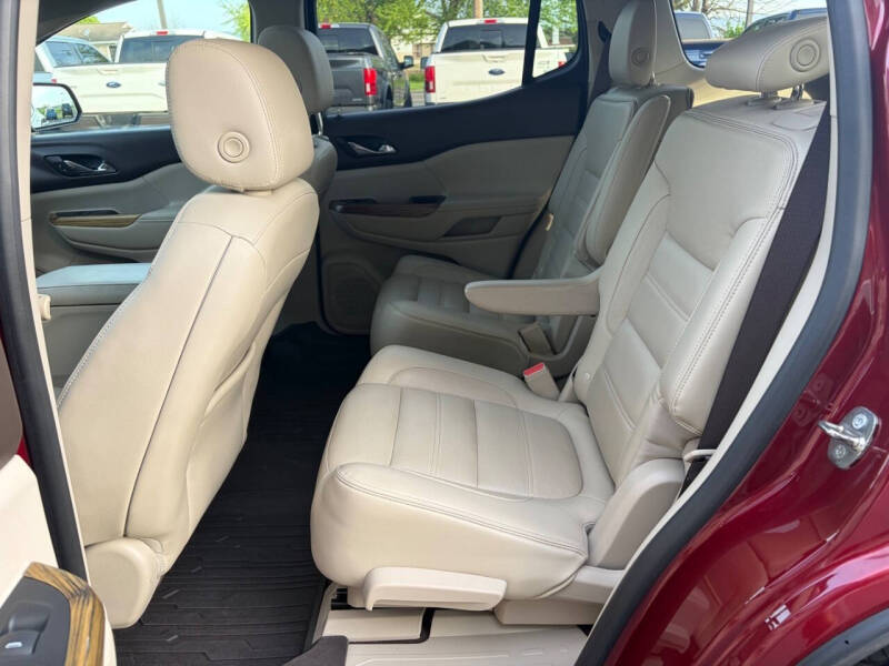 2017 GMC Acadia Denali