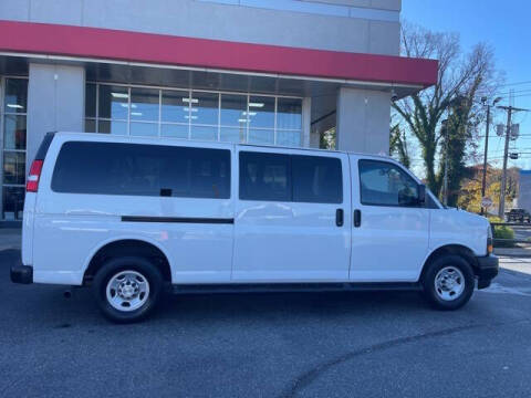 2022 Chevrolet Express LS 3500