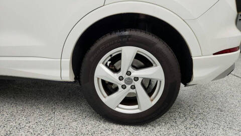 2020 Audi Q3 quattro Premium 45 TFSI