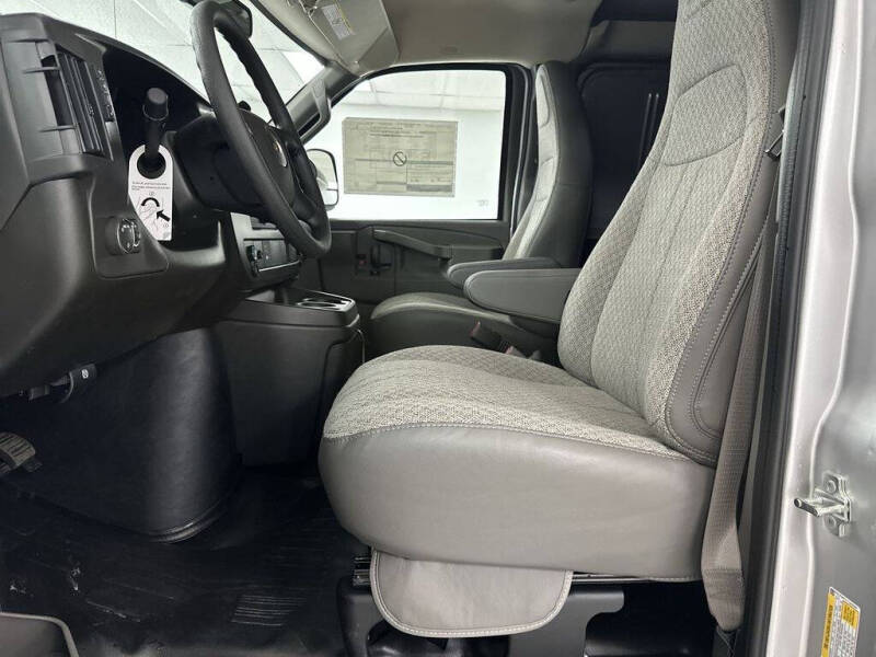 2026 Chevrolet Express 3500