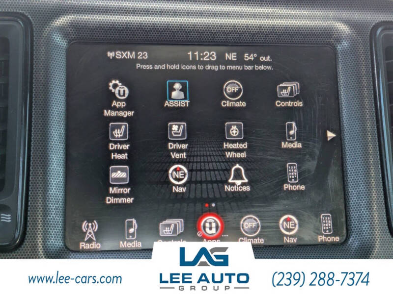 2015 Dodge Challenger SXT Plus