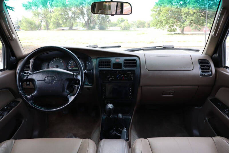 2000 Toyota 4Runner SR5