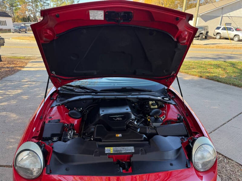 2004 Ford Thunderbird Deluxe