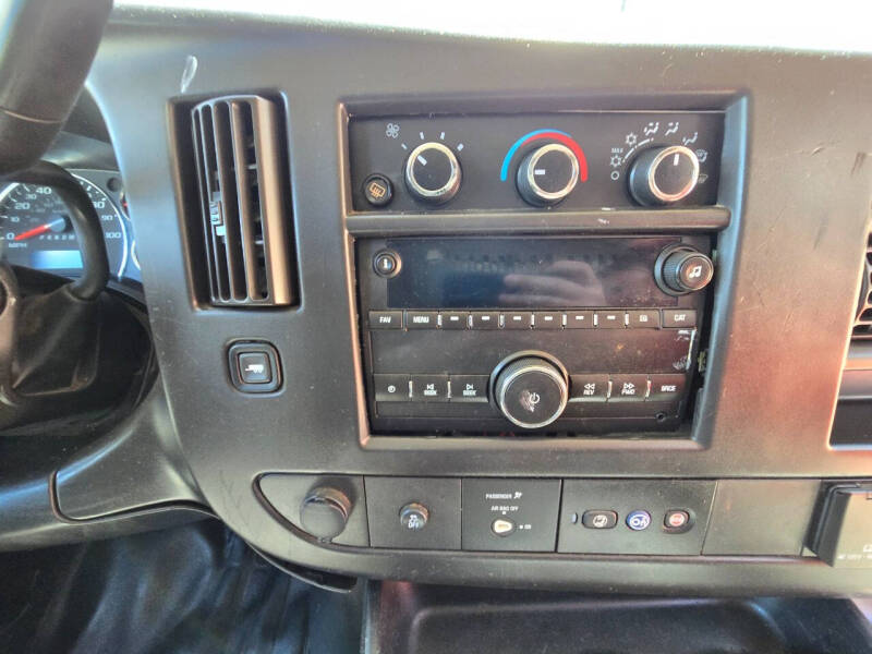 2017 Chevrolet Express 2500