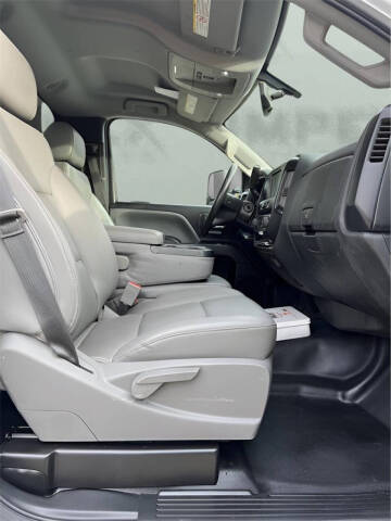 2022 Chevrolet Silverado 6500HD