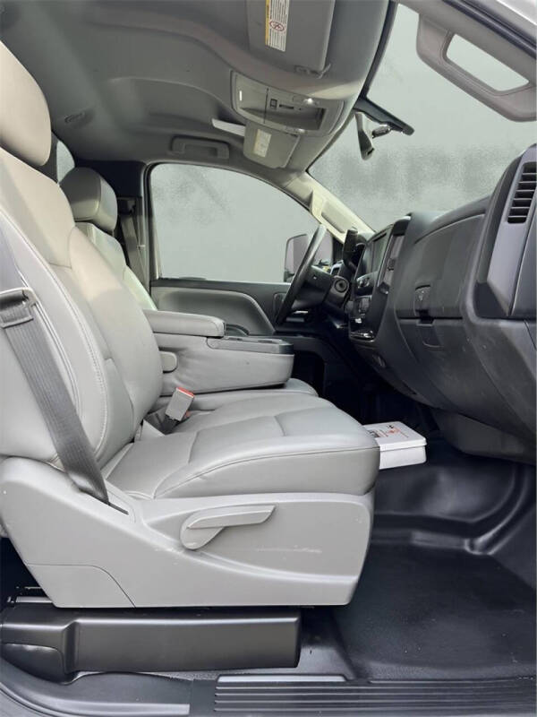 2022 Chevrolet Silverado 6500HD