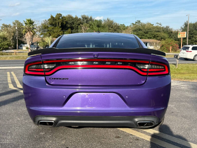 2019 Dodge Charger SXT