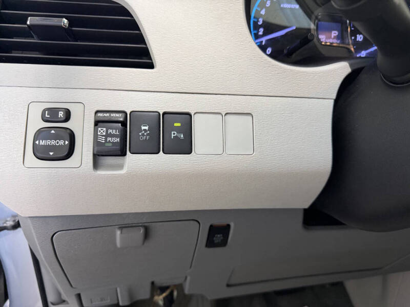 2014 Toyota Sienna