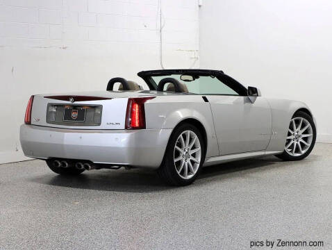 2006 Cadillac XLR-V