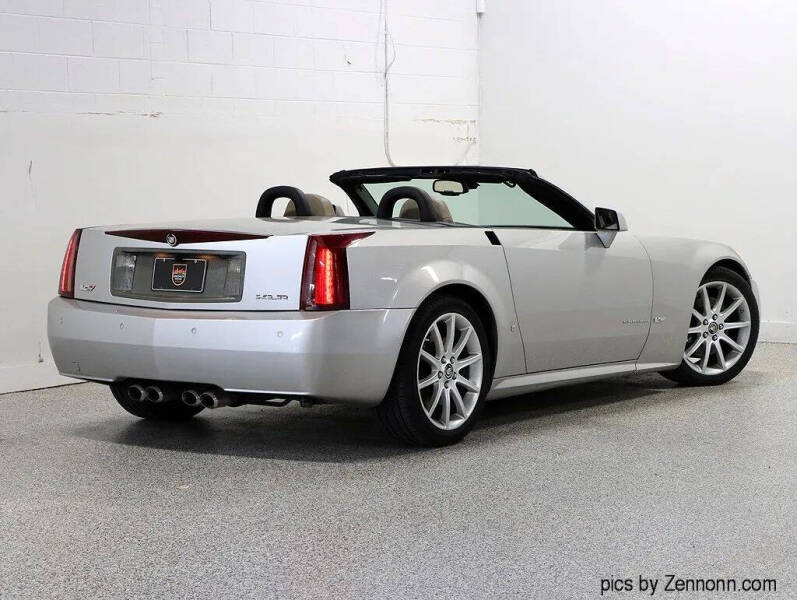 2006 Cadillac XLR-V