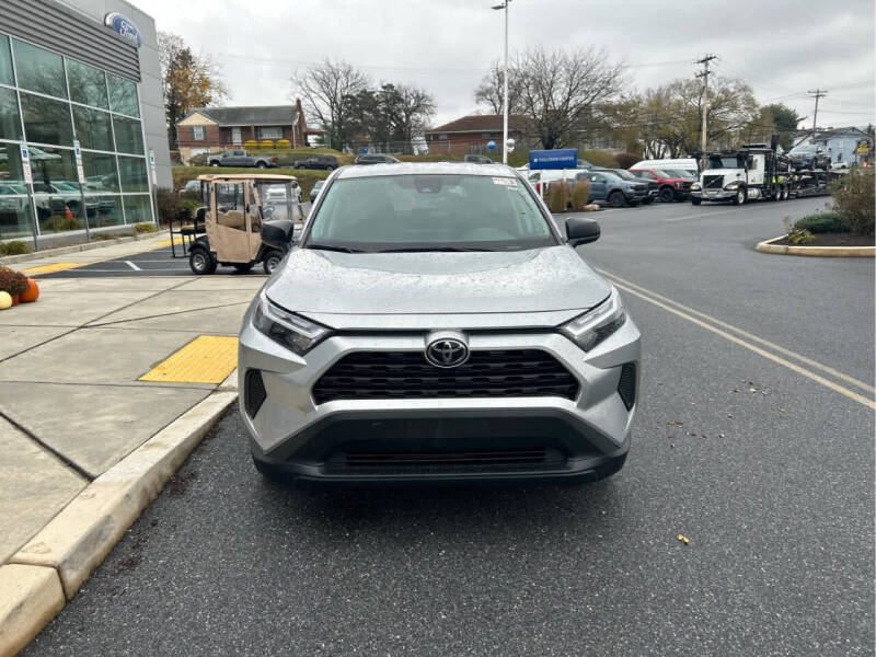 2023 Toyota RAV4 LE
