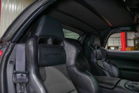 2004 Dodge Viper SRT-10