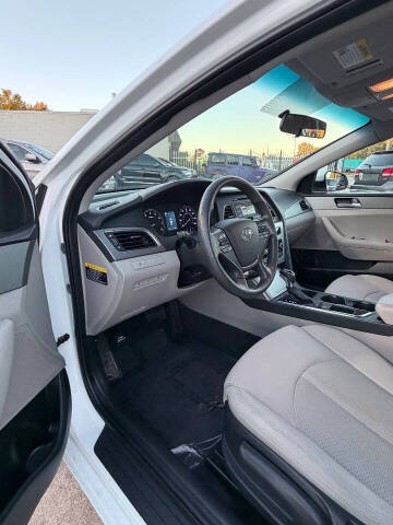 2017 Hyundai Sonata SE