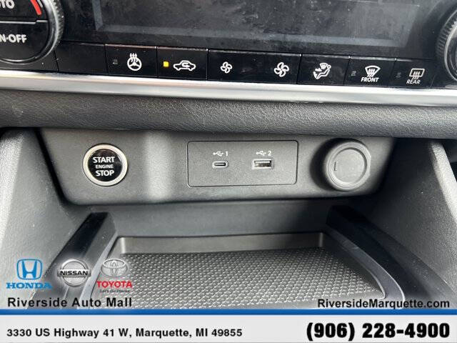 2023 Nissan Rogue SV