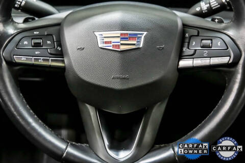 2024 Cadillac XT4 Premium Luxury