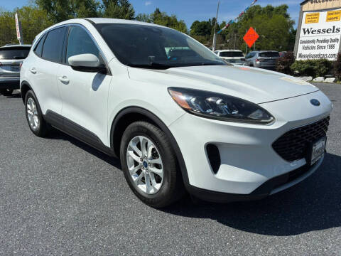 2020 Ford Escape SE