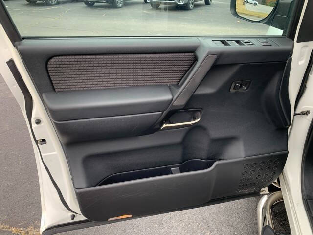 2010 Nissan Titan SE