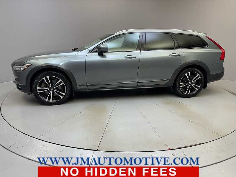 2019 Volvo V90 Cross Country T5