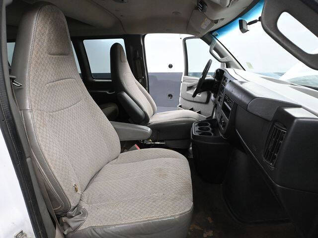 2017 Chevrolet Express LT 3500