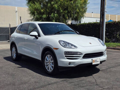 2014 Porsche Cayenne Platinum