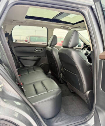 2021 Nissan Rogue SL