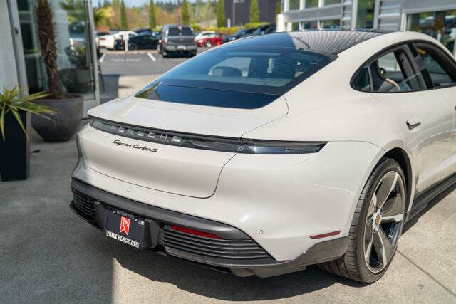 2021 Porsche Taycan 8