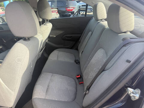 2015 Chevrolet Sonic LS Auto