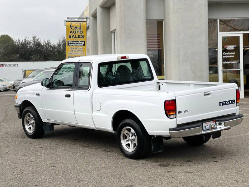 2000 Mazda B-Series B3000 SE