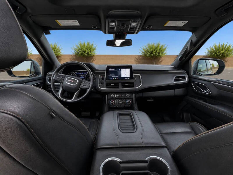 2021 GMC Yukon XL AT4