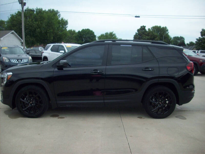 Used 2023 GMC Terrain SLE with VIN 3GKALMEGXPL115330 for sale in Kansas City