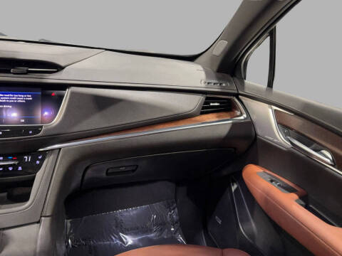 2020 Cadillac XT5 Sport