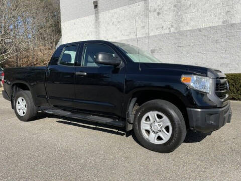 2017 Toyota Tundra for sale at Select Auto in Smithtown NY