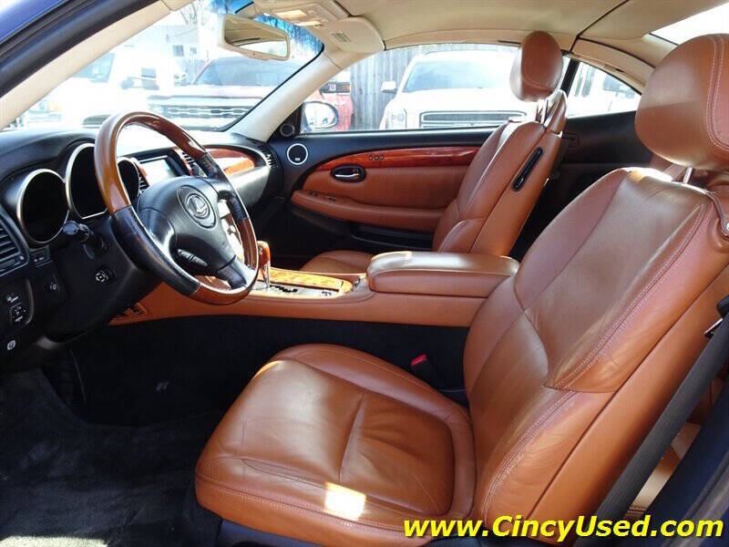 2004 Lexus SC 430