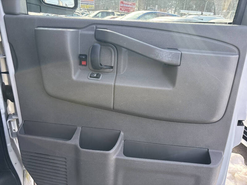 2019 Chevrolet Express 2500