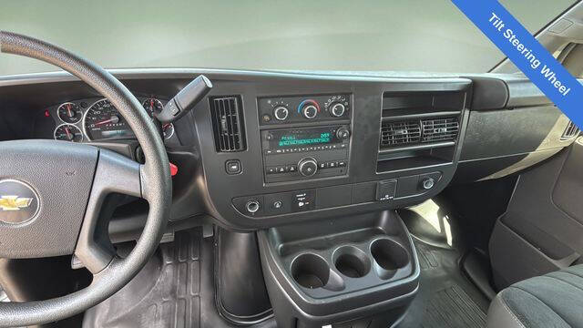 2024 Chevrolet Express 2500