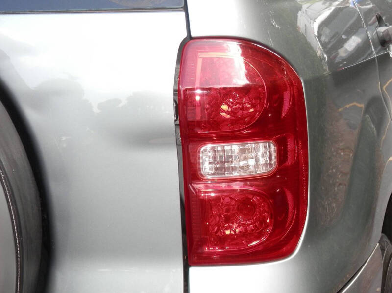 2005 Toyota RAV4