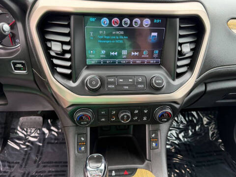 2017 GMC Acadia Denali