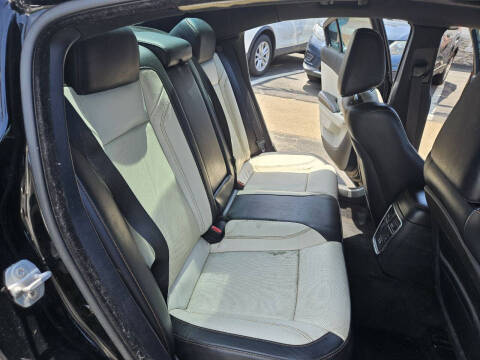 2015 Dodge Charger SXT