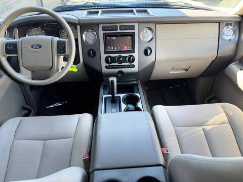 2011 Ford Expedition EL XLT