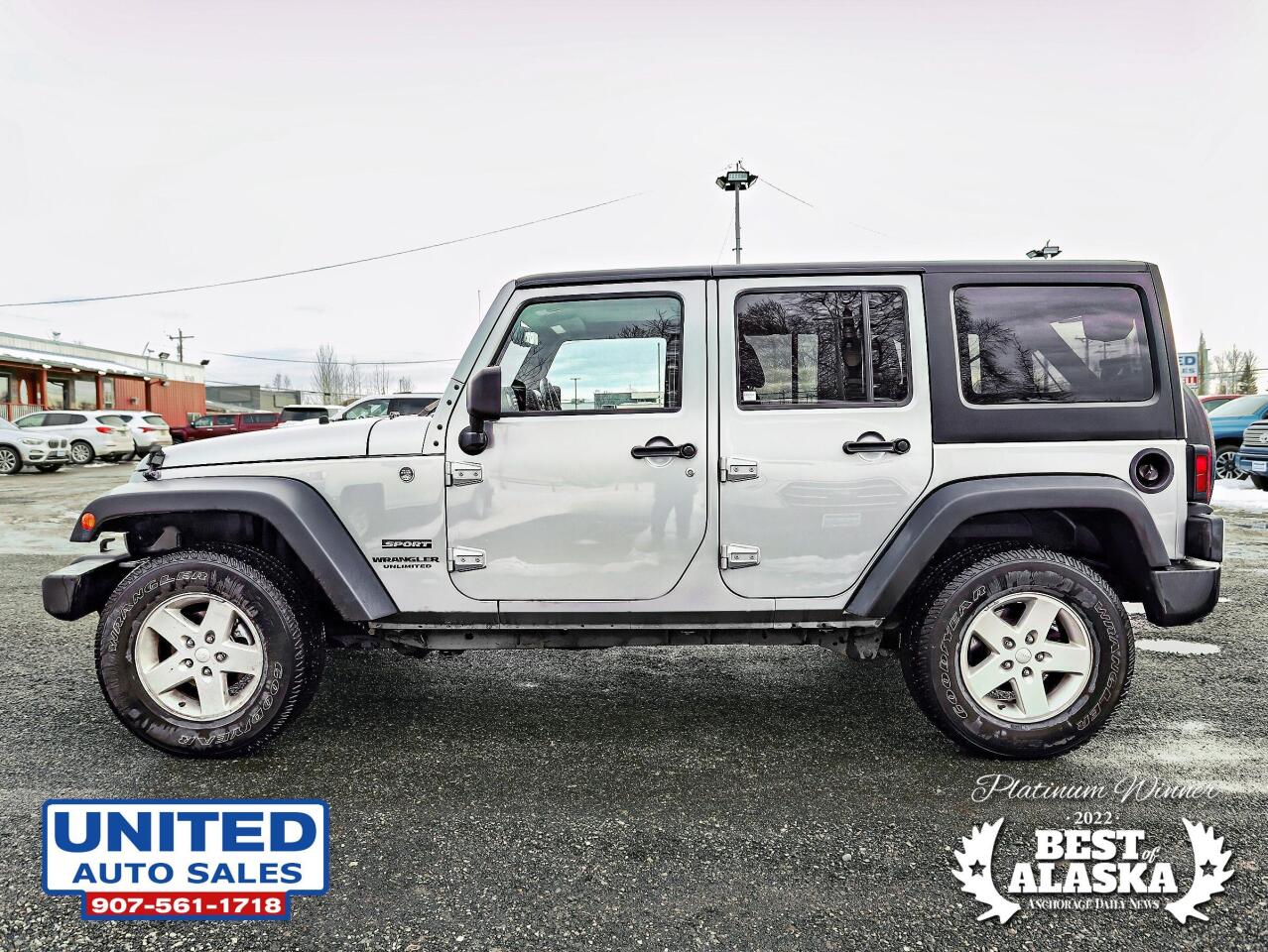 2014 Jeep Wrangler Unlimited Unlimited Sport SUV 4D 7
