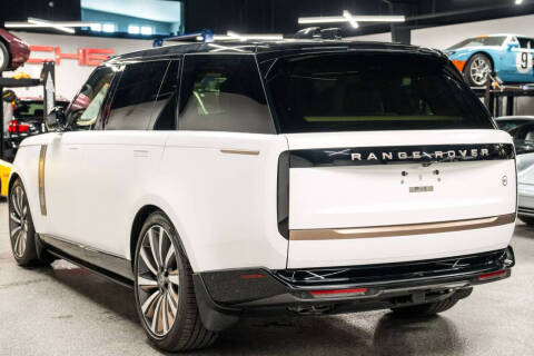 2024 Land Rover Range Rover P615 SV LWB