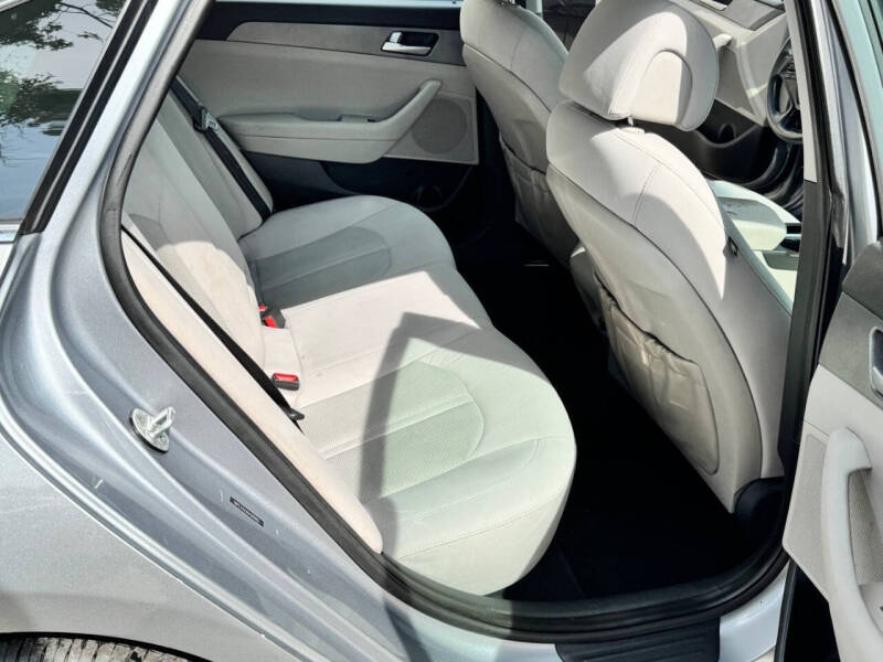 2016 Hyundai Sonata SE