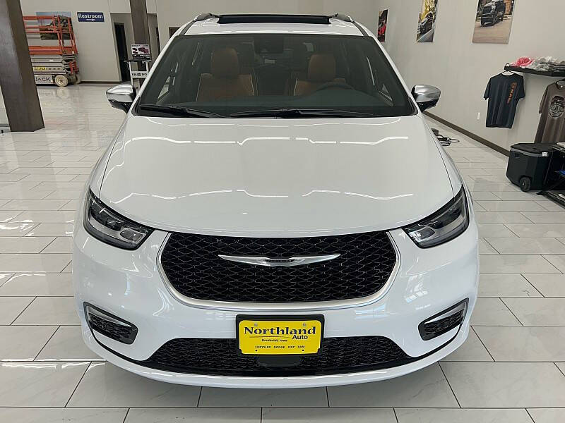 2026 Chrysler Pacifica Pinnacle