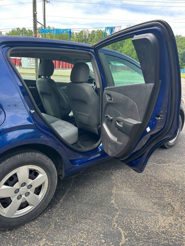 2014 Chevrolet Sonic LS Auto
