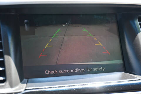 2017 Nissan Pathfinder SV