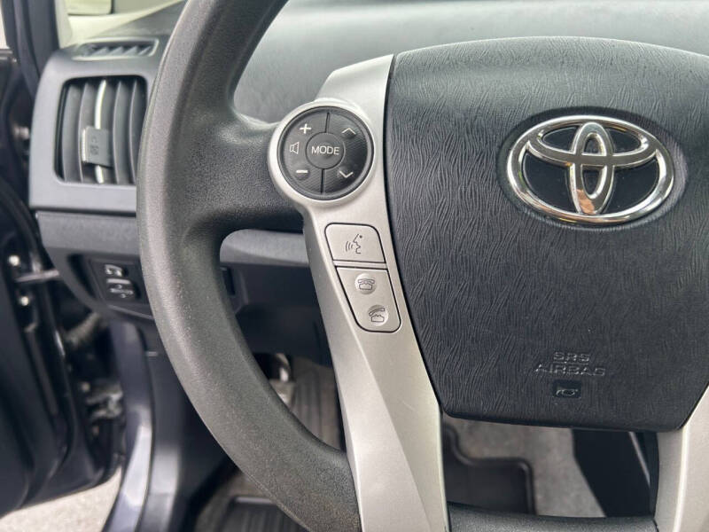 2013 Toyota Prius Plug-in Hybrid