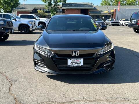 2019 Honda Accord for sale at Carros Usados Fresno in Clovis CA