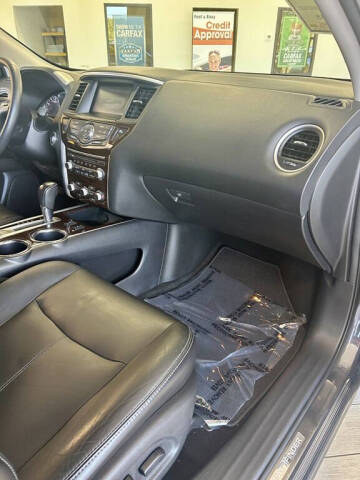 2013 Nissan Pathfinder S