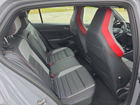 2026 Volkswagen Golf GTI SE
