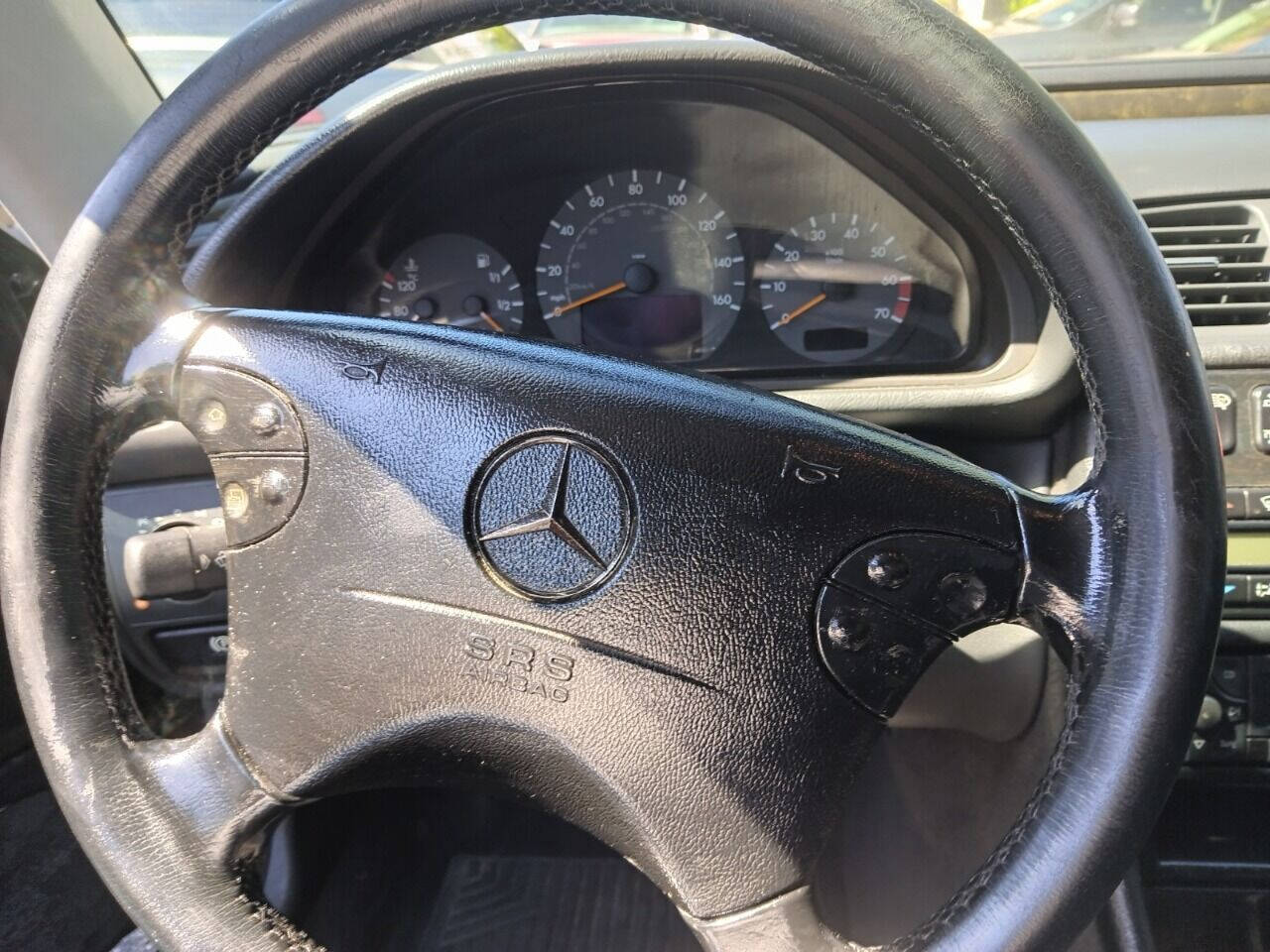 2003 MERCEDES-BENZ CLK-Class Convertible - $3,950